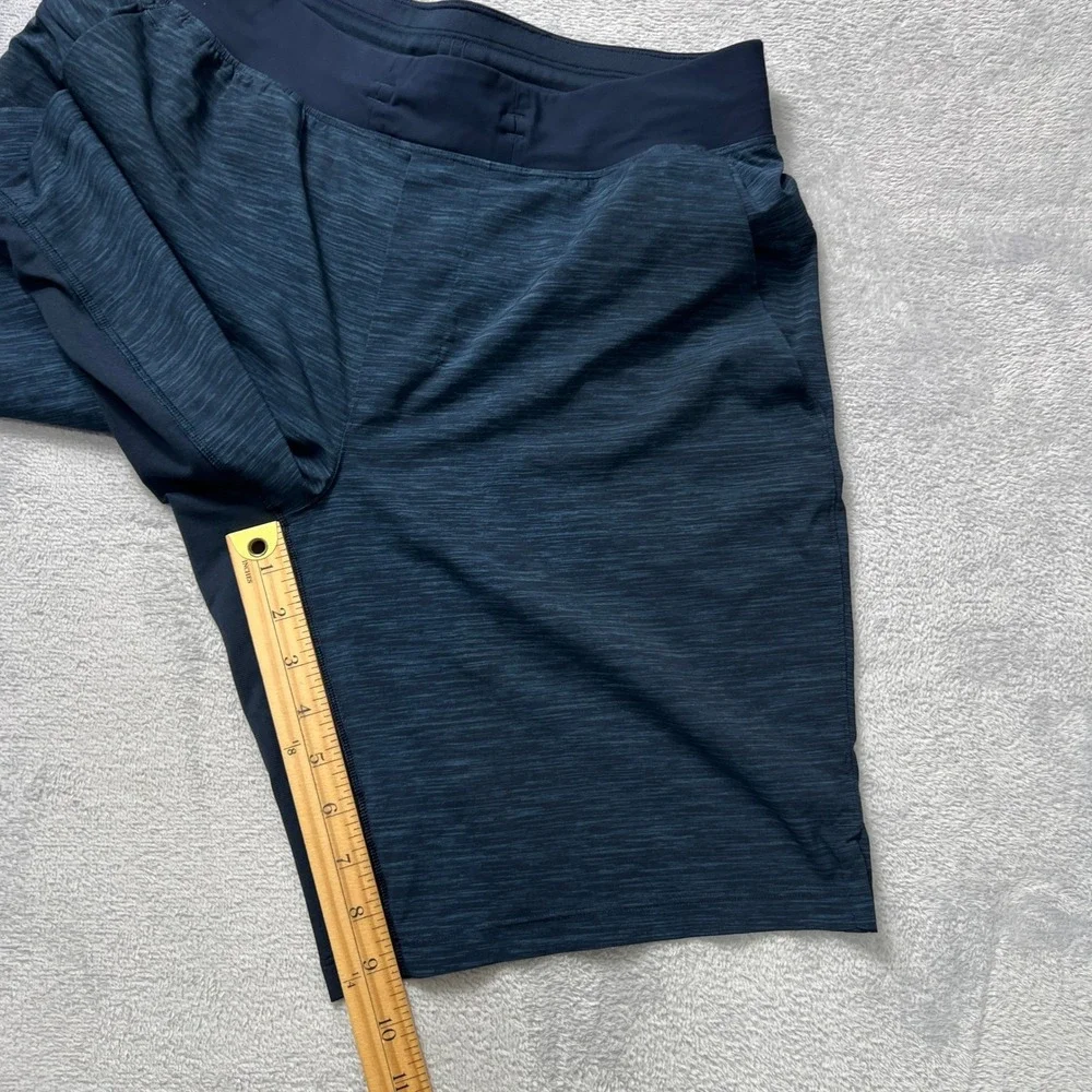 Lululemon Pace Breaker Shorts‎ Men's M Blue Liner Athletic Gym Run Training